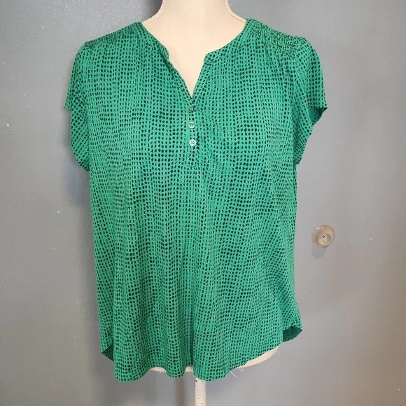 Liz Claiborne Petite Quarter Button Down Polka Dot High-low Hem Flowy Blouse Art - Picture 1 of 9